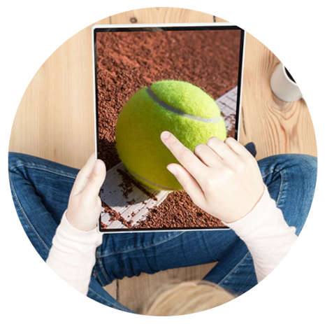 Hier kannst du dir deinen gewünschten Tennisplatz ganz bequem online reservieren.